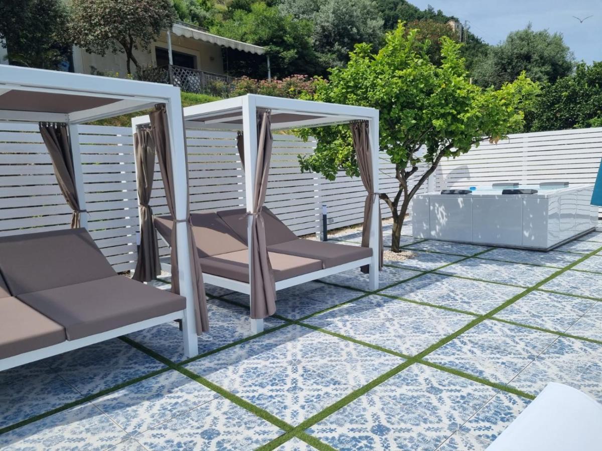 Relais Al Castello Bed & Breakfast Castellammare di Stabia Exterior foto
